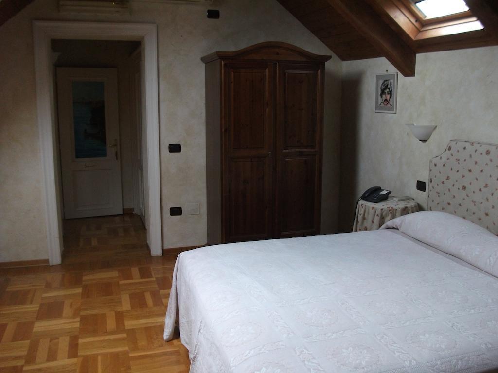 Villa Marcello Казерта Номер фото